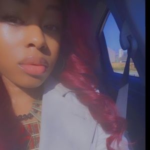 Meet your Posher, Vanessa